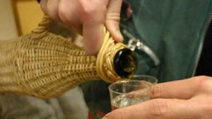 Tuica de pruna are calitati terapeutice remarcabile, conform unui studiu american (realitatea.net)