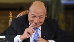 traian basescu poza amuzanta