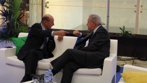 Traian Basescu si Dimitris Avramopoulos (foto: facebook.com/PresedinteleTraianBasescu)